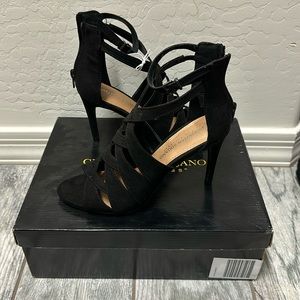 NWT Christian Siriano Black Heels